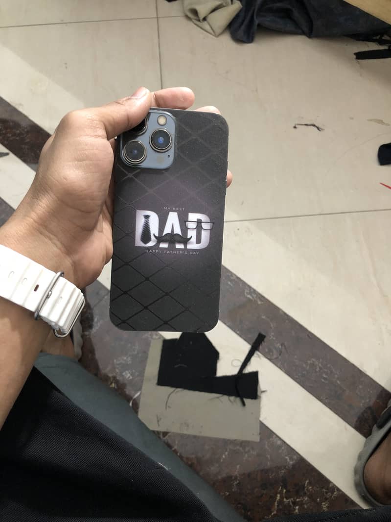 Apple iPhone XR 4