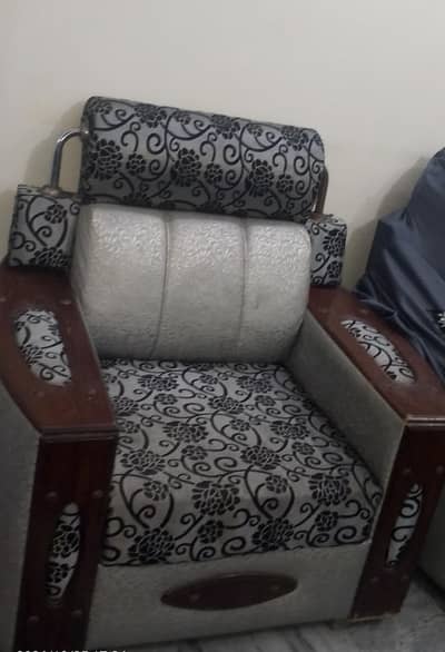 Six seater sofa set