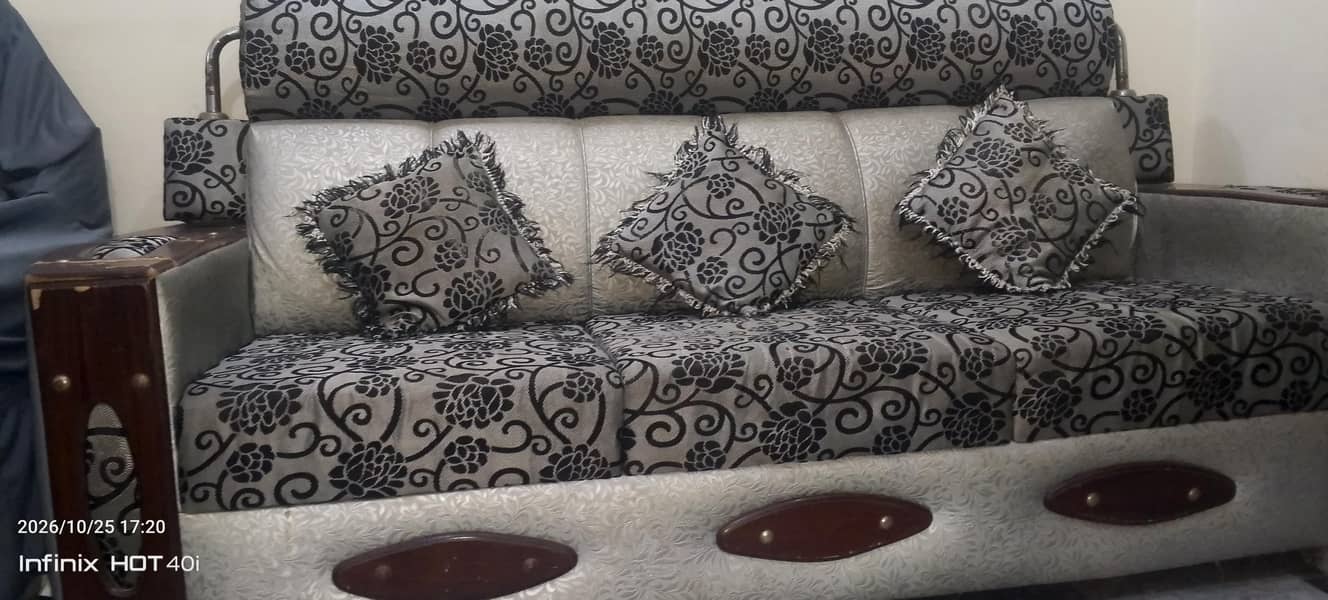 Luxury Sofa Set/ 6 Seater Wooden Sofa/ Living Room Sofa 3