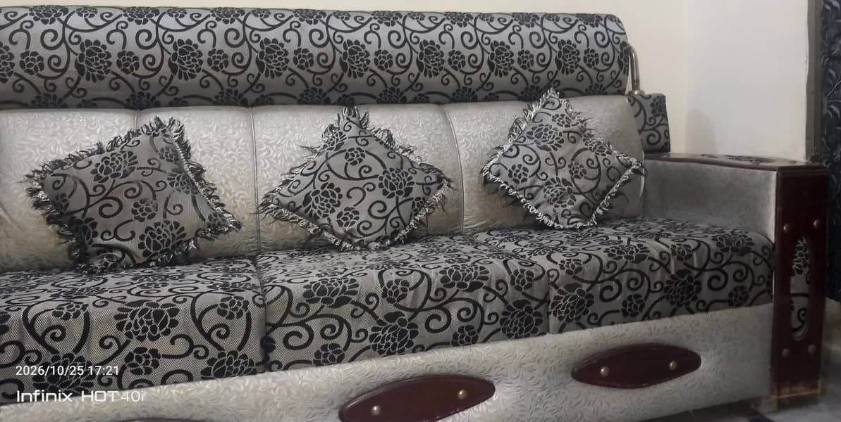 Luxury Sofa Set/ 6 Seater Wooden Sofa/ Living Room Sofa 4