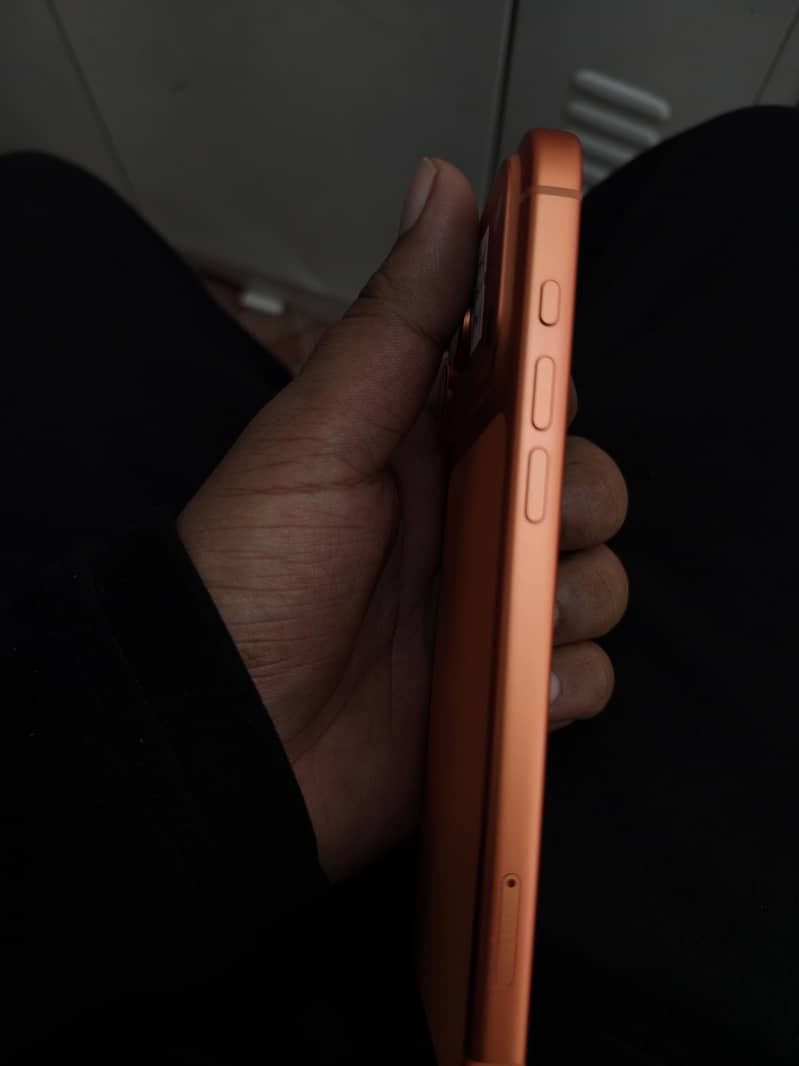 Apple iPhone 17 Pro Max 3