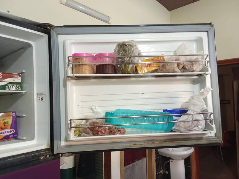 Dawlance refrigerator 2