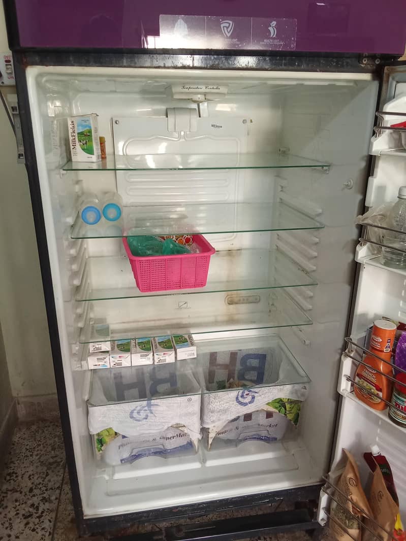 Dawlance refrigerator 3
