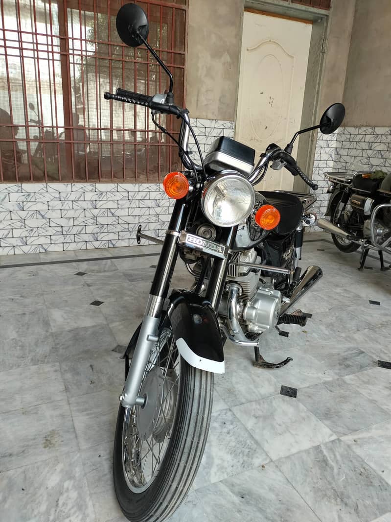 Honda CD 200 16