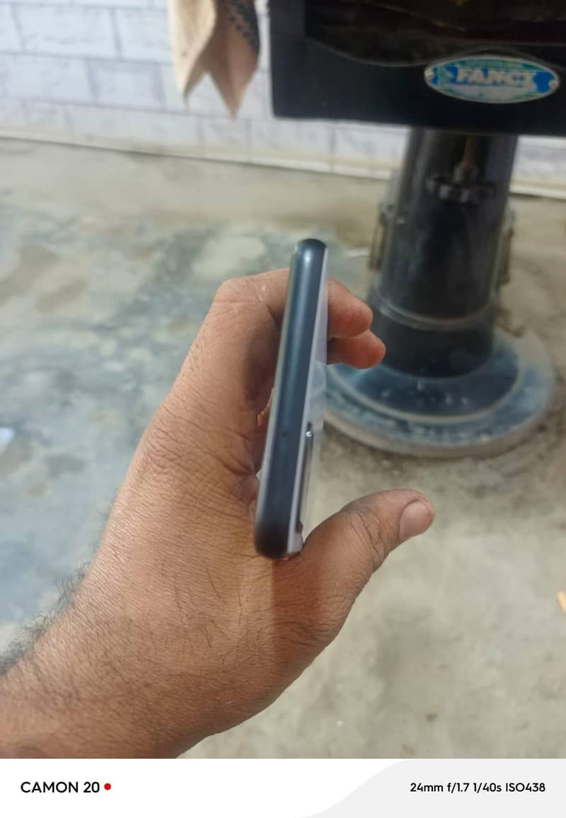 Google Pixel 4 XL 3