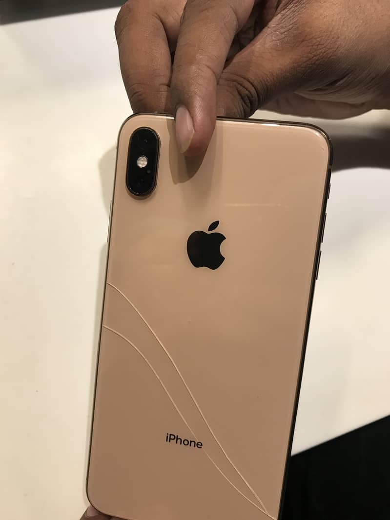 Apple iPhone XS Max 0