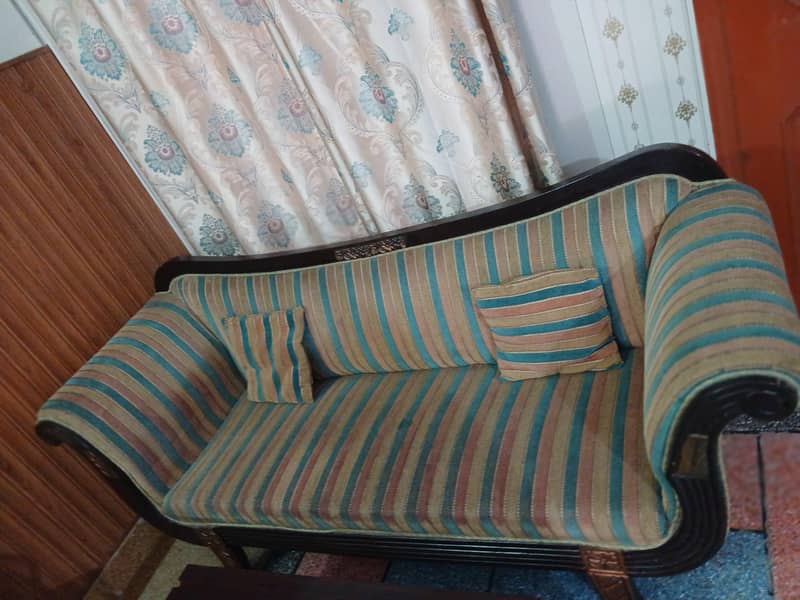 Dewan sofa |  good condition | negotiable 1