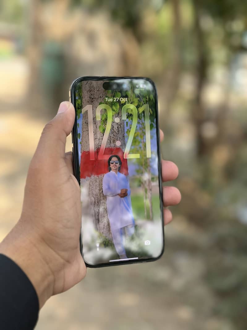 Apple iPhone 15 Pro 1