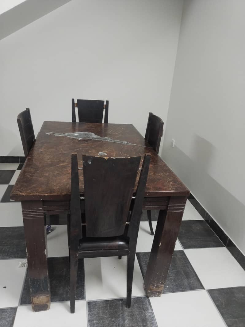 Dining tabeb 4 chir 1