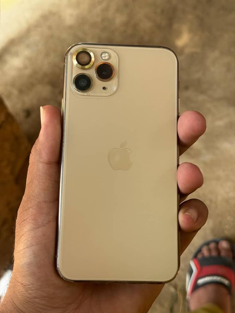 Apple iPhone 11 Pro 1