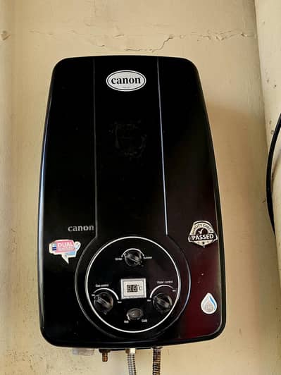 Canon  10 liter's  instant geizer