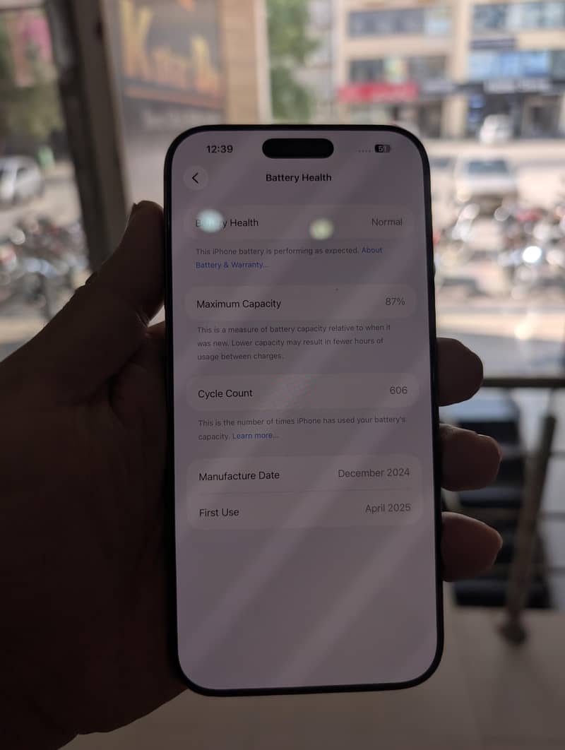 Apple iPhone 16 Pro Max 6