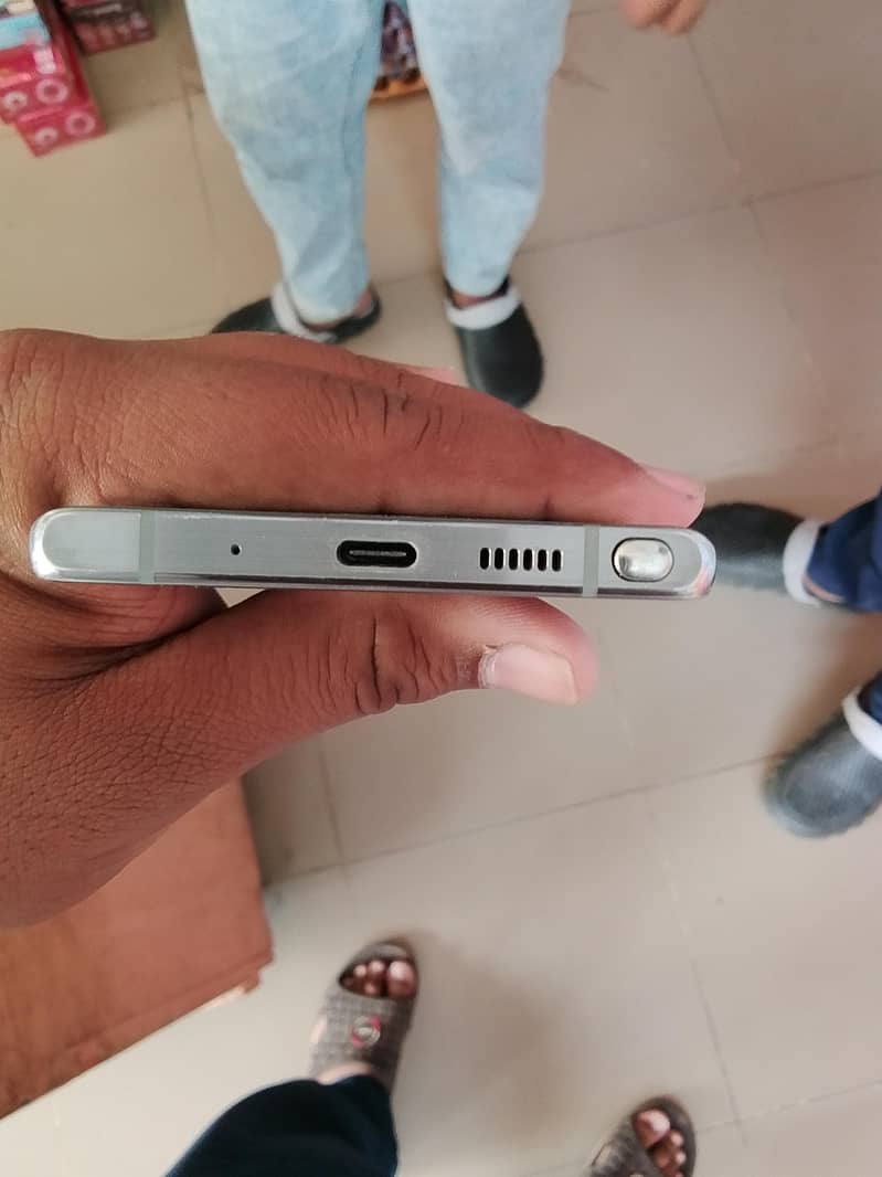 Samsung Mobile Note 20 1