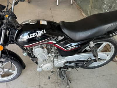 Only serious  buyer can contact price is final
