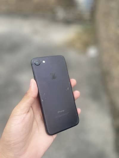 Apple iPhone 7