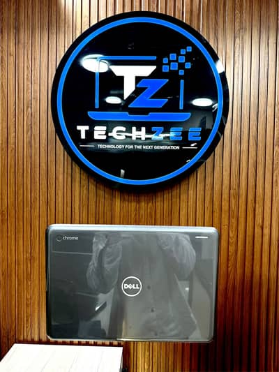 Dell Latitude 3380 Touch & Type | 4GB RAM | 32GB Storage