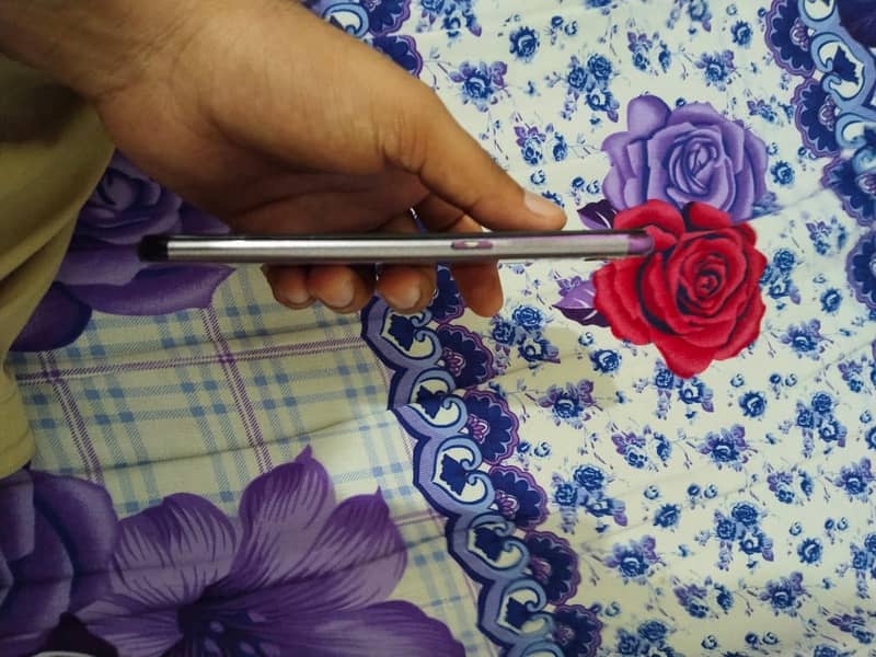 OPPO F9 2