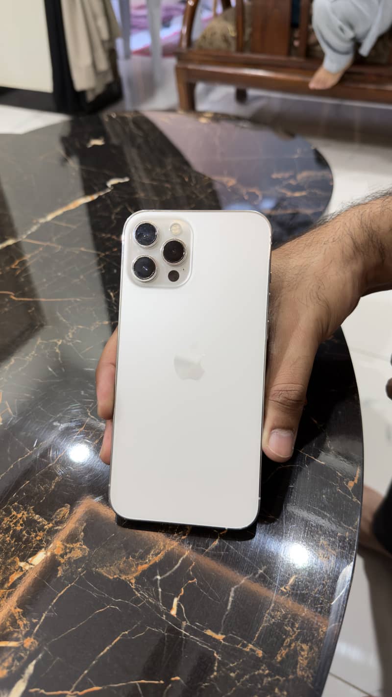 Apple iPhone 12 Pro Max 1