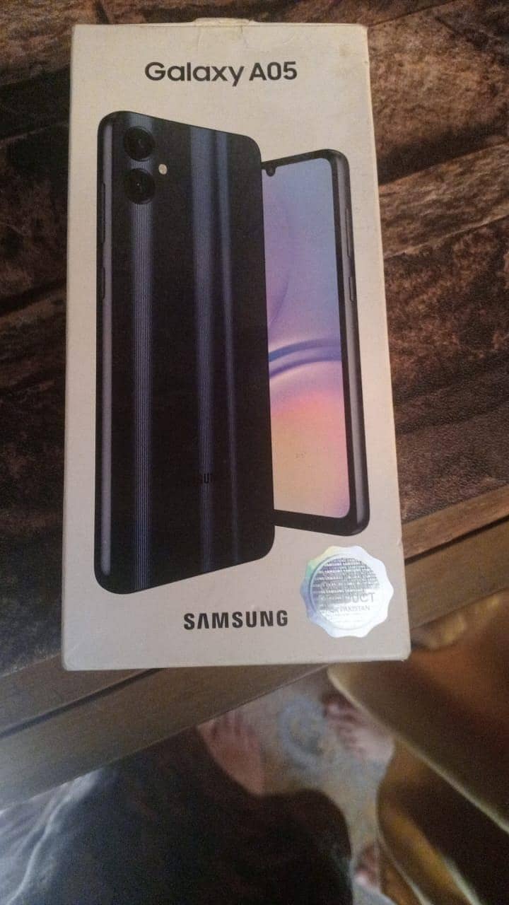 Samsung Mobile A05 3