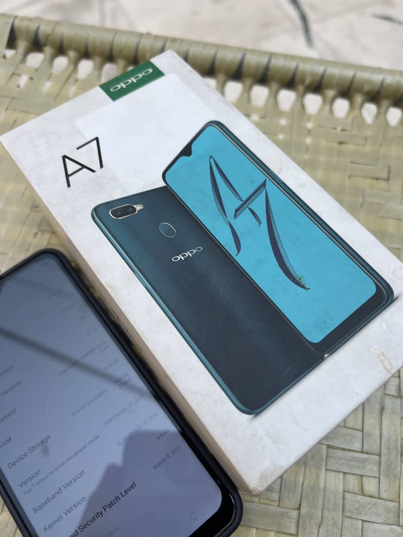 OPPO A7 0