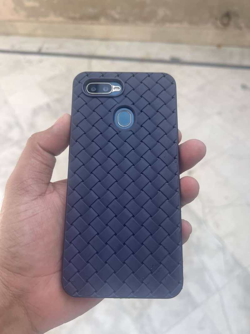 OPPO A7 5
