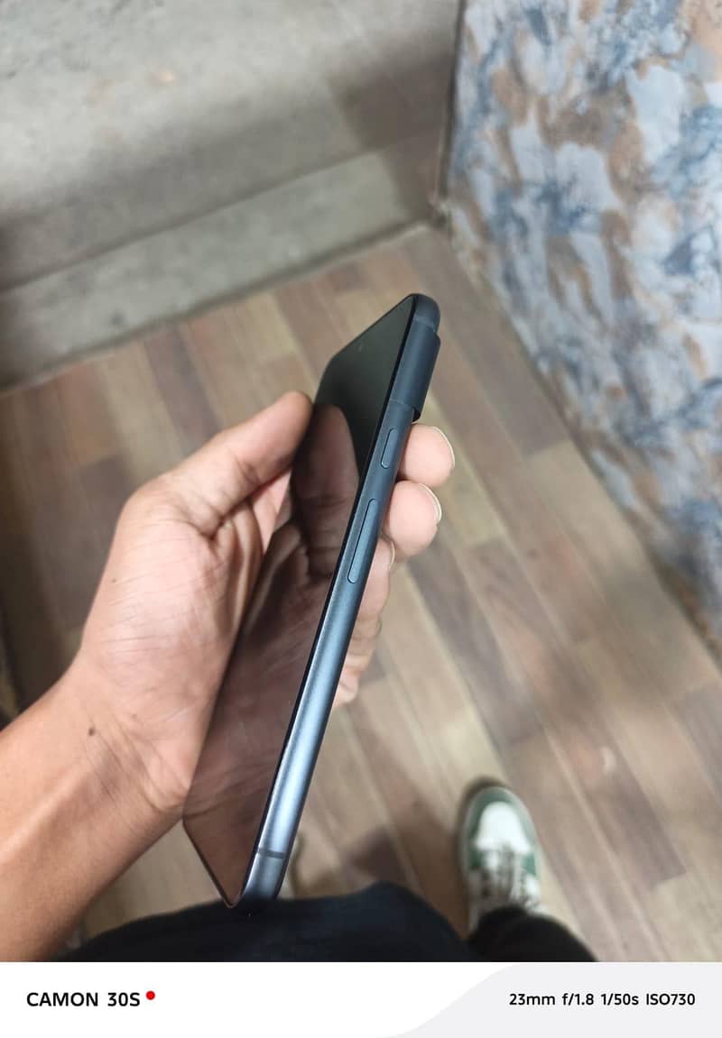 Google Pixel 8 2