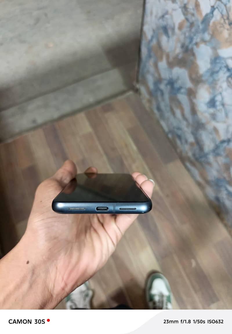 Google Pixel 8 5