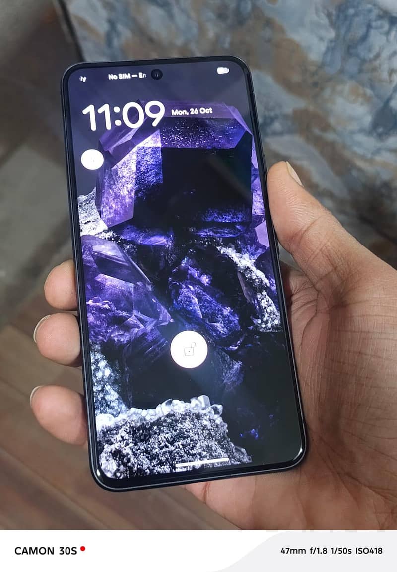 Google Pixel 8 6