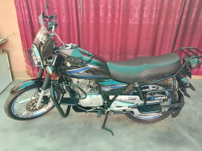 Suzuki GS 150 2024