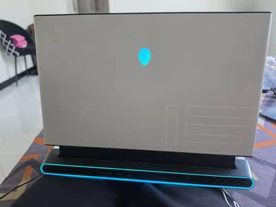 Alienware M15 R2 core i7 512 gb