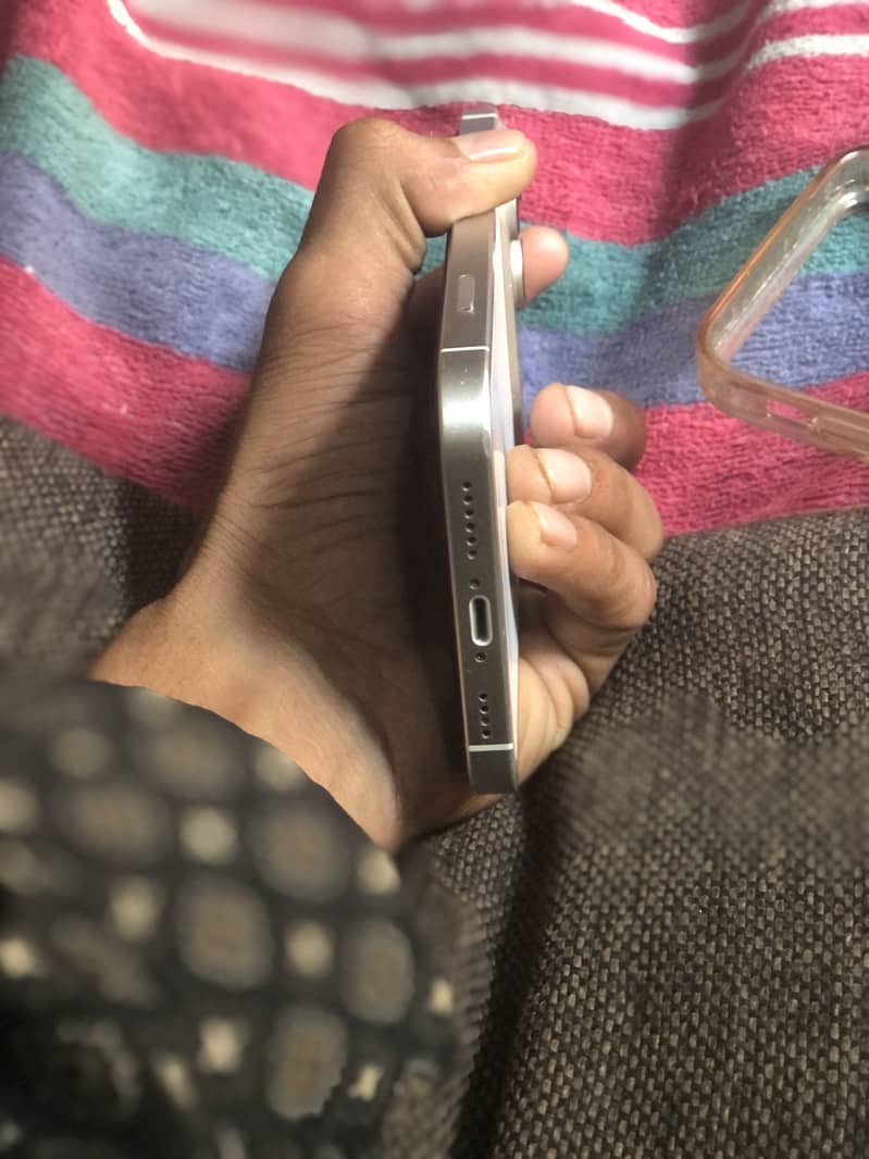iphone XR Converted  37k 3
