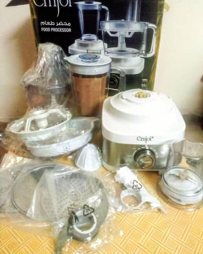 New Juicer Food Processor Grinder Made in USA SA Dubai