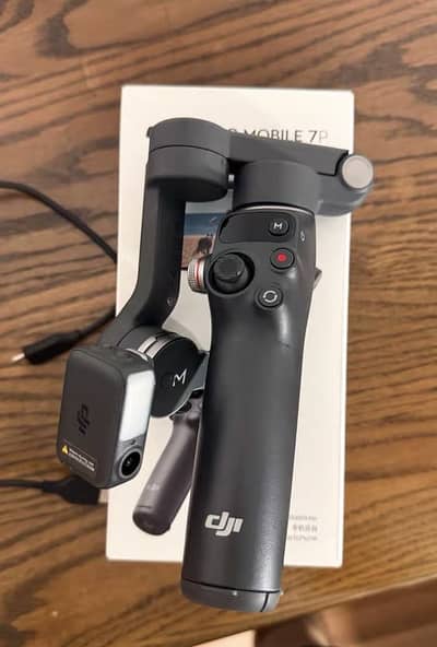 DJI osmo mobile 7p