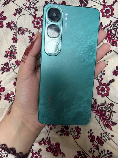 Vivo Y200