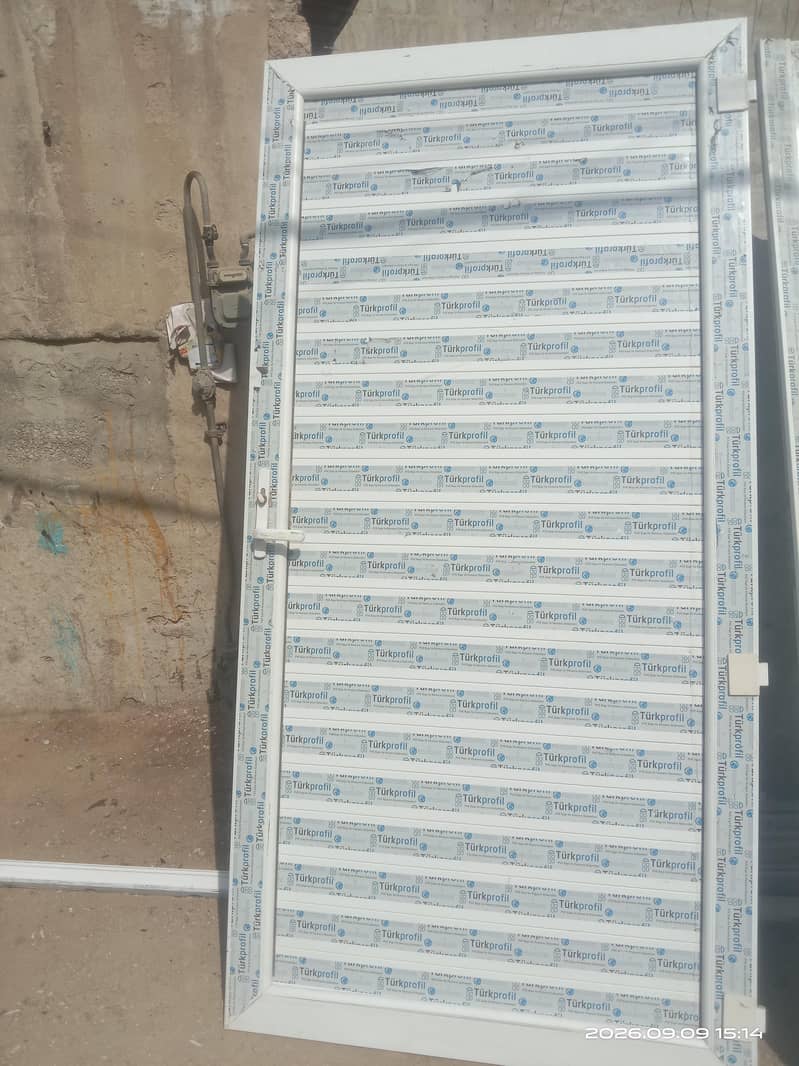 plastic door 1