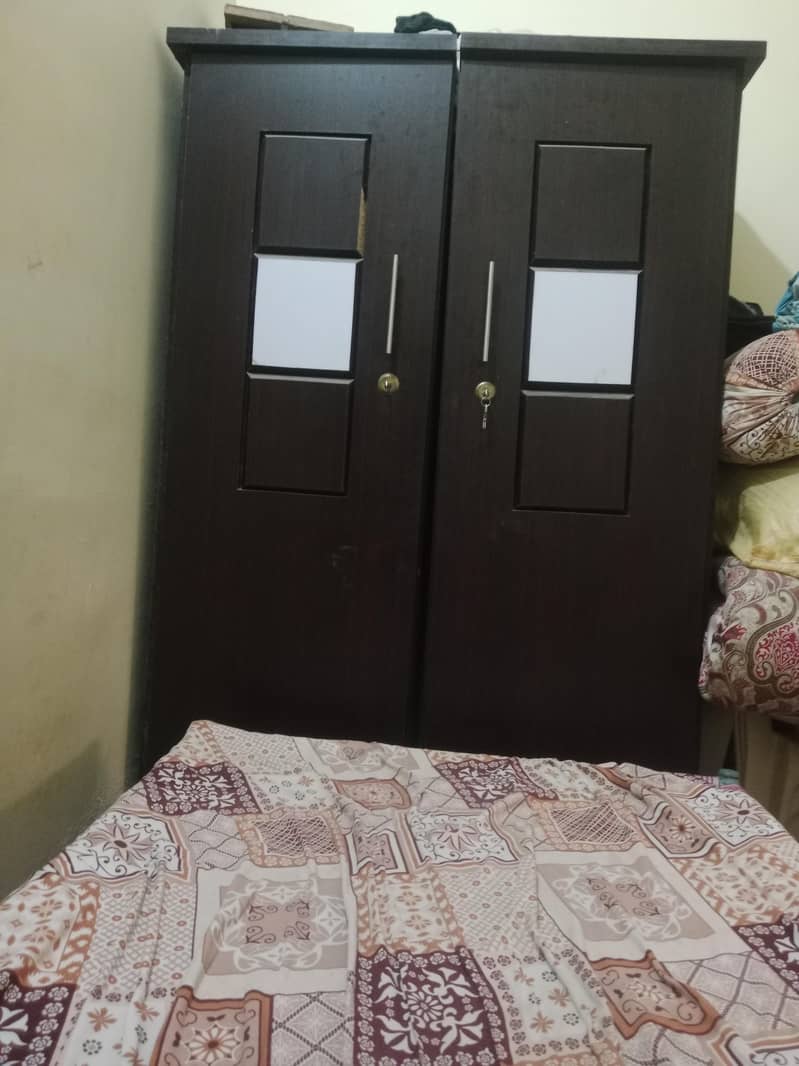 wardrobe Almari 0
