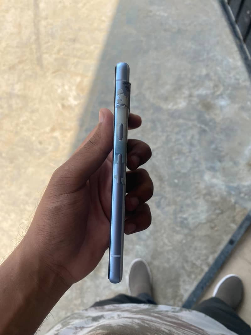 Google Pixel 7a 2