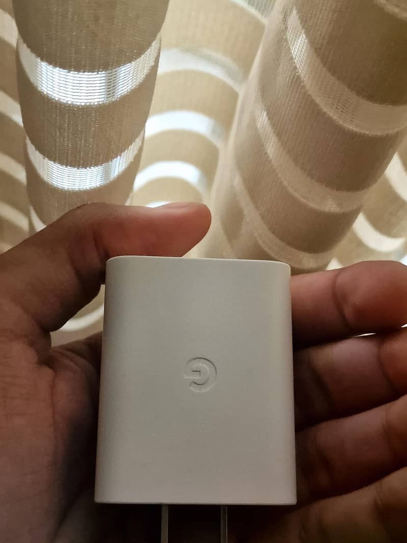 Google pixel charger 1