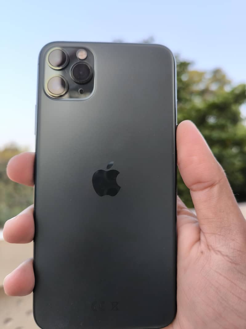 Apple iPhone 11 Pro Max 0