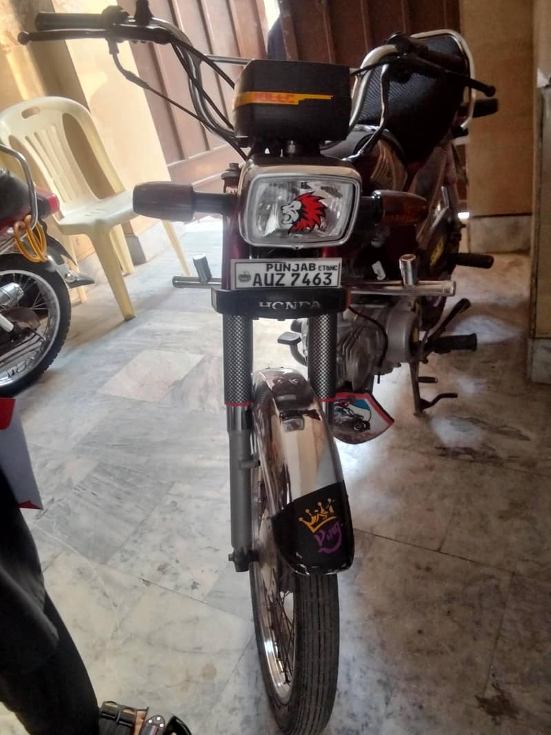 Honda cd70 4