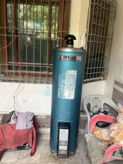 Sky Flame Geyser 30 Ltr 10x10 Gage