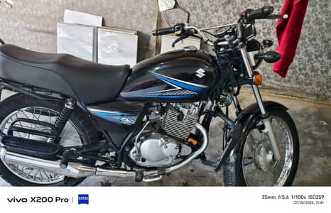 Suzuki GS 150 2023 model 26000 km self start excellent condition
