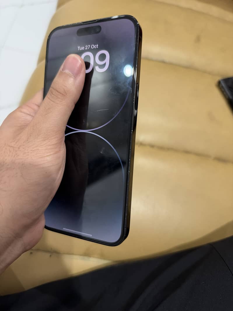 Apple iPhone 14 Pro Max 2