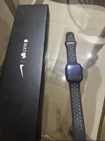 Apple watch series 7 41 mm Nike Edition with complete box