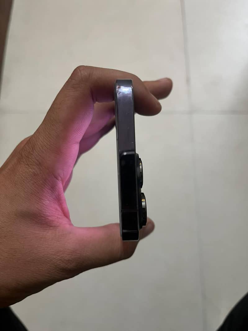 Apple iPhone 14 Pro Max 5