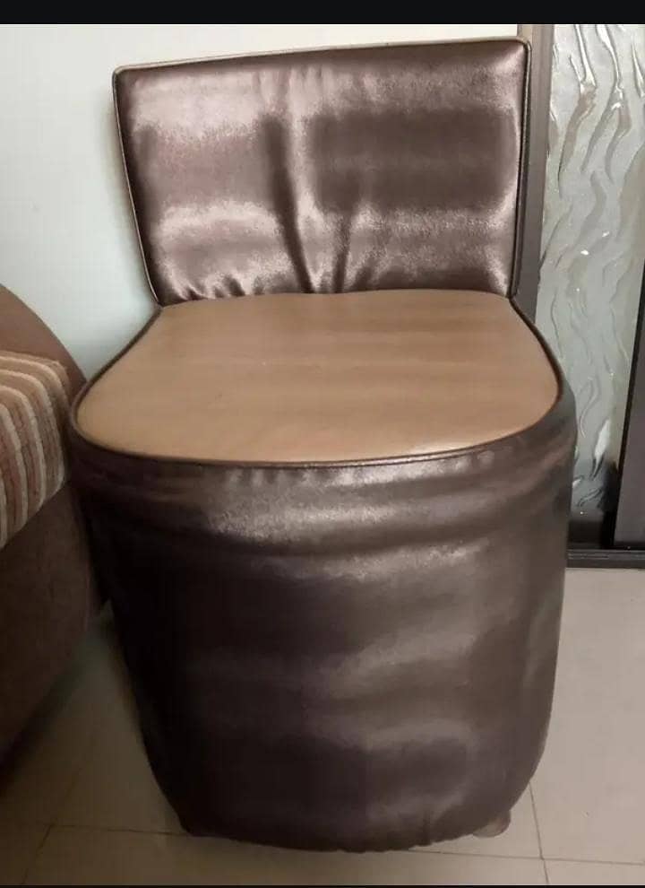 dining table with 6 chears 0