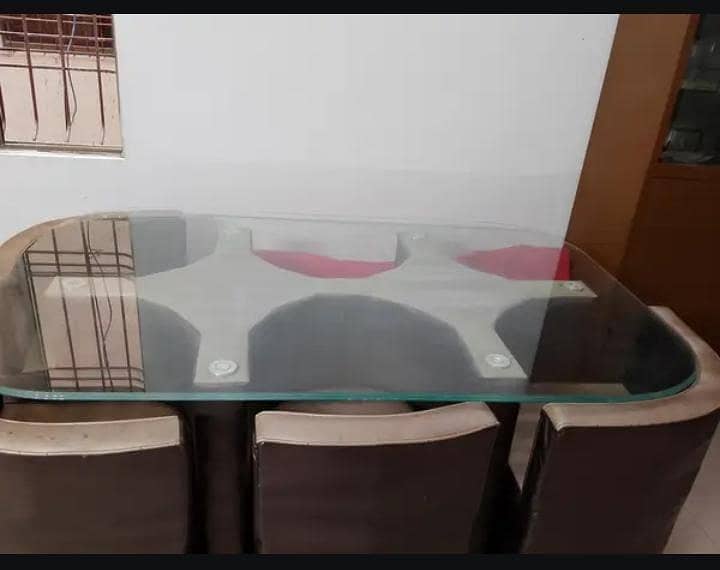 dining table with 6 chears 4
