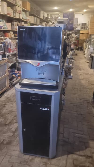 nescafe machine / nestle machine / coffee machine