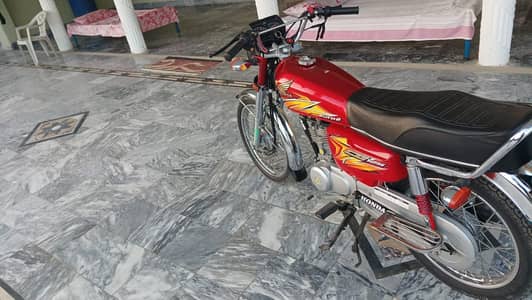 Honda 125 excellent condition. . . 2021