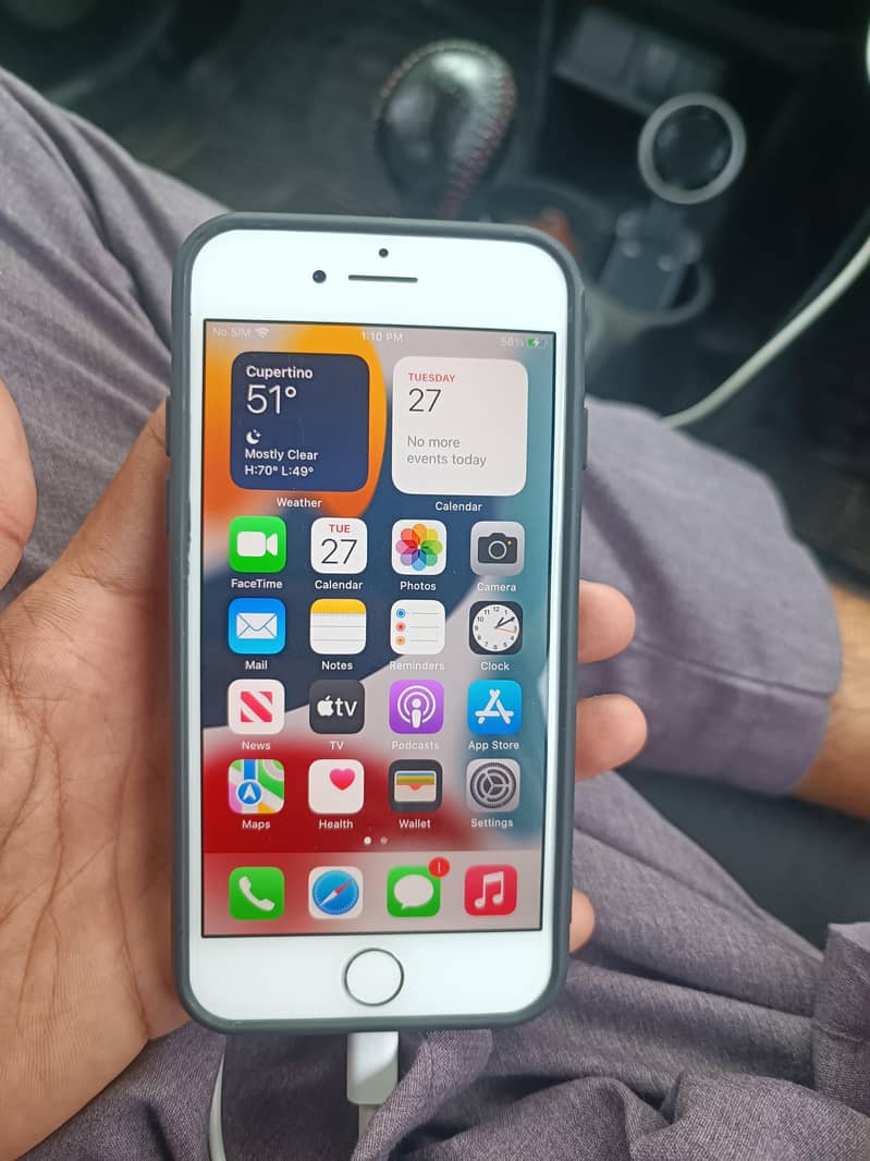 Apple iPhone 7 2